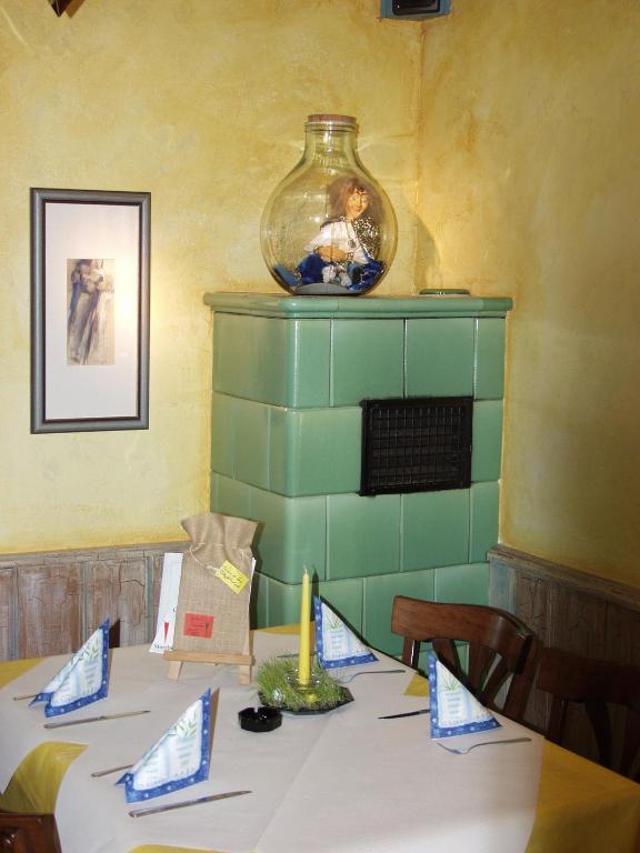 האסלאך אים קינזיגטאל Gasthaus Storchen Hellas מראה חיצוני תמונה