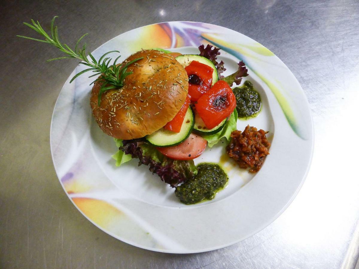האסלאך אים קינזיגטאל Gasthaus Storchen Hellas מראה חיצוני תמונה