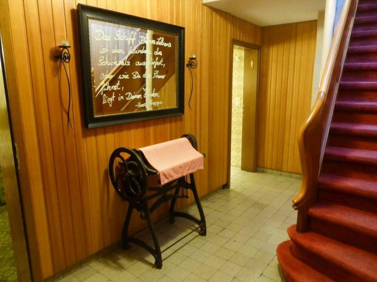 האסלאך אים קינזיגטאל Gasthaus Storchen Hellas מראה חיצוני תמונה